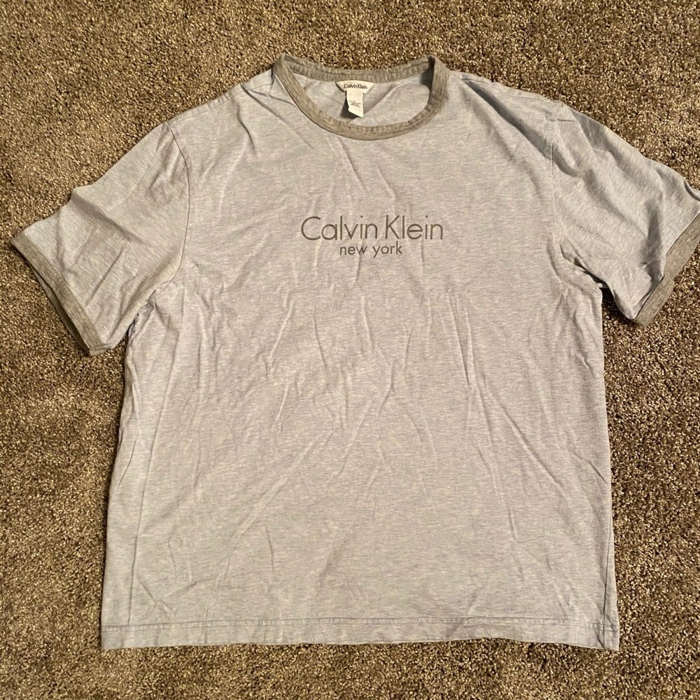 GC Vintage Y2K Calvin Klein pale blue ringer szL